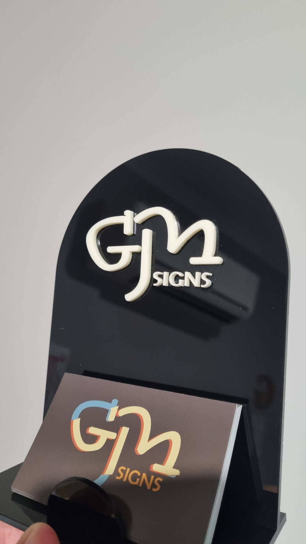 Basic Arch Card Holder