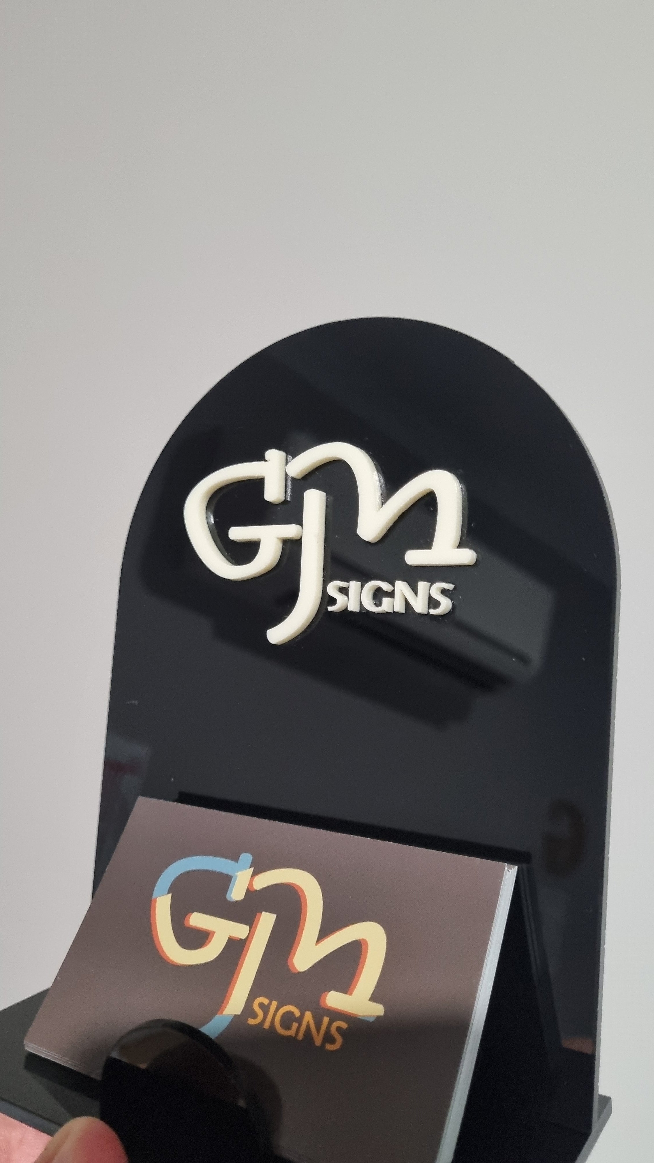 Basic Arch Card Holder