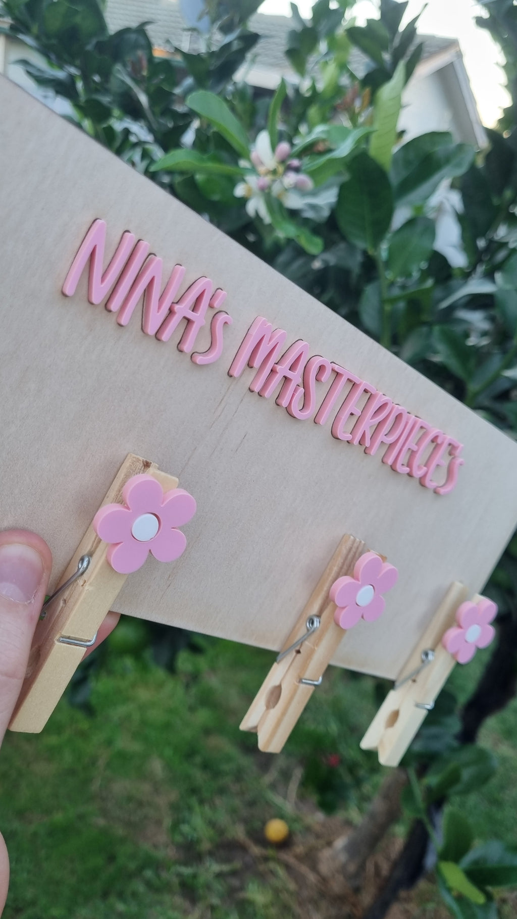 "Look what i made" large peg display